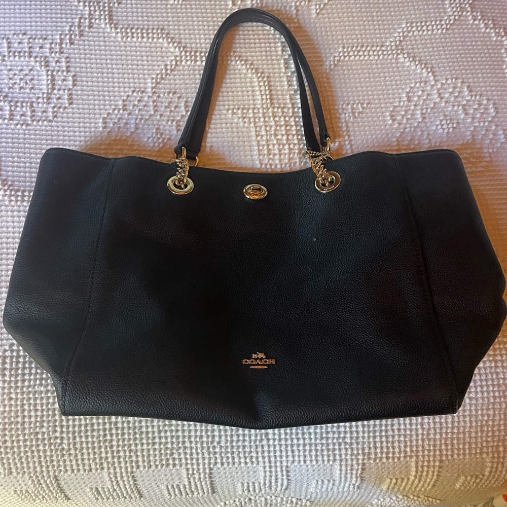 Like new Black coach bag